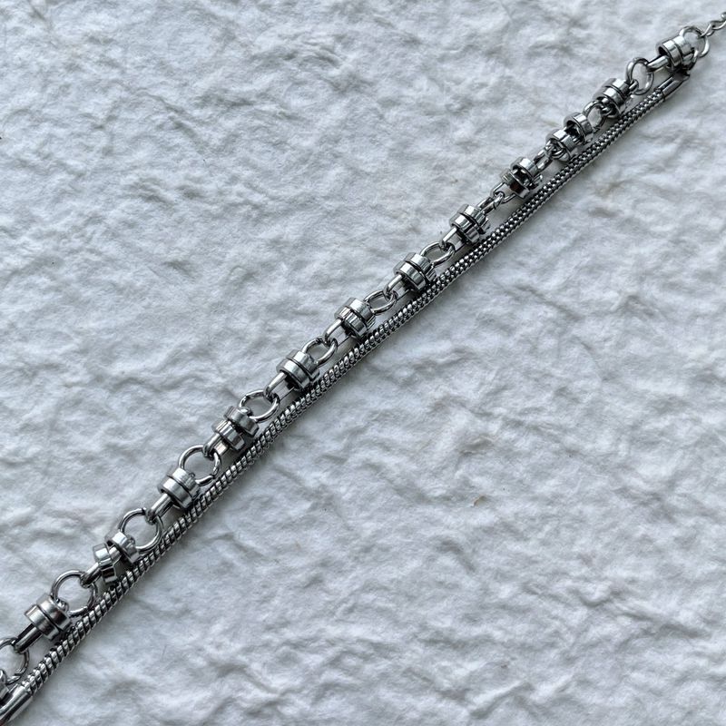 Mechanical Loop Bracelet