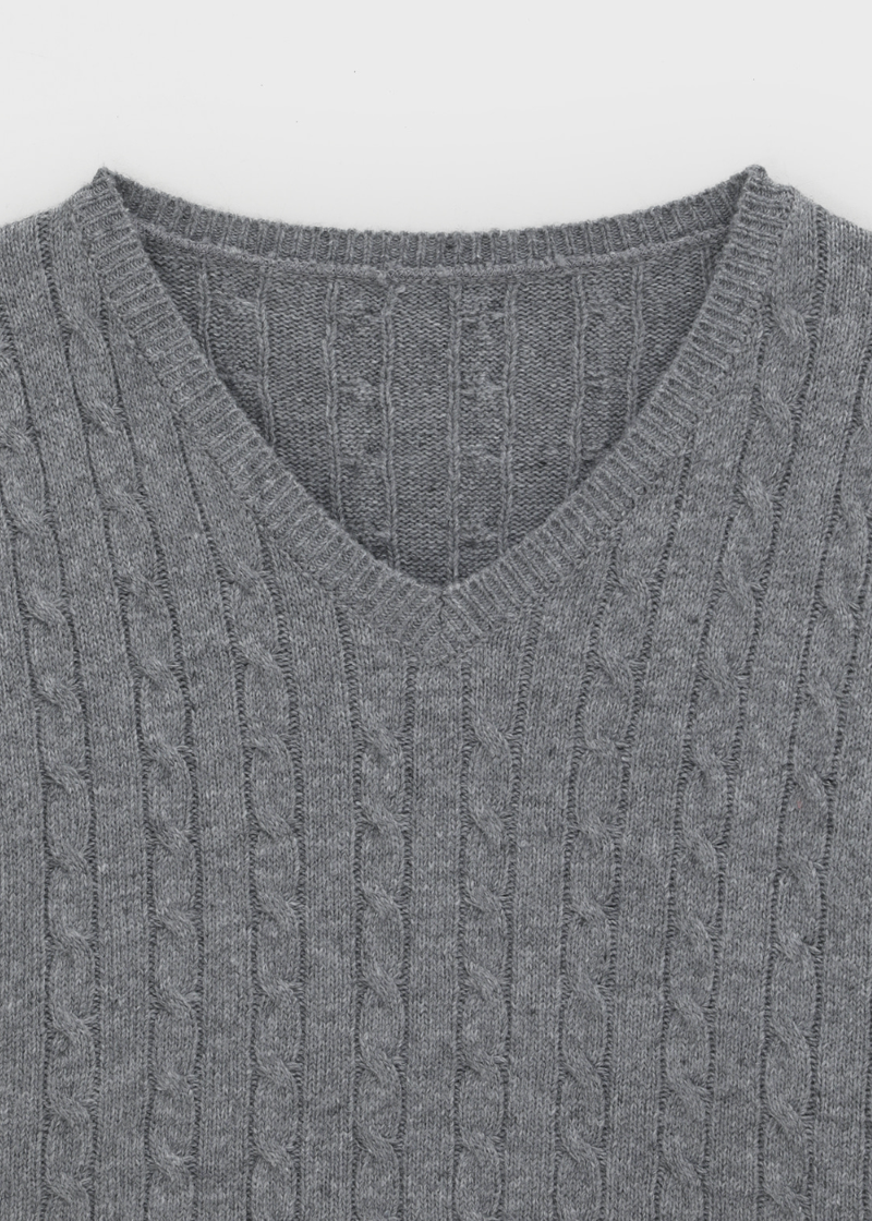[MADE] Anton Cable V-Neck Knit
