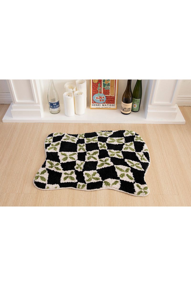 CLOVER CHECKERBOARD RUG