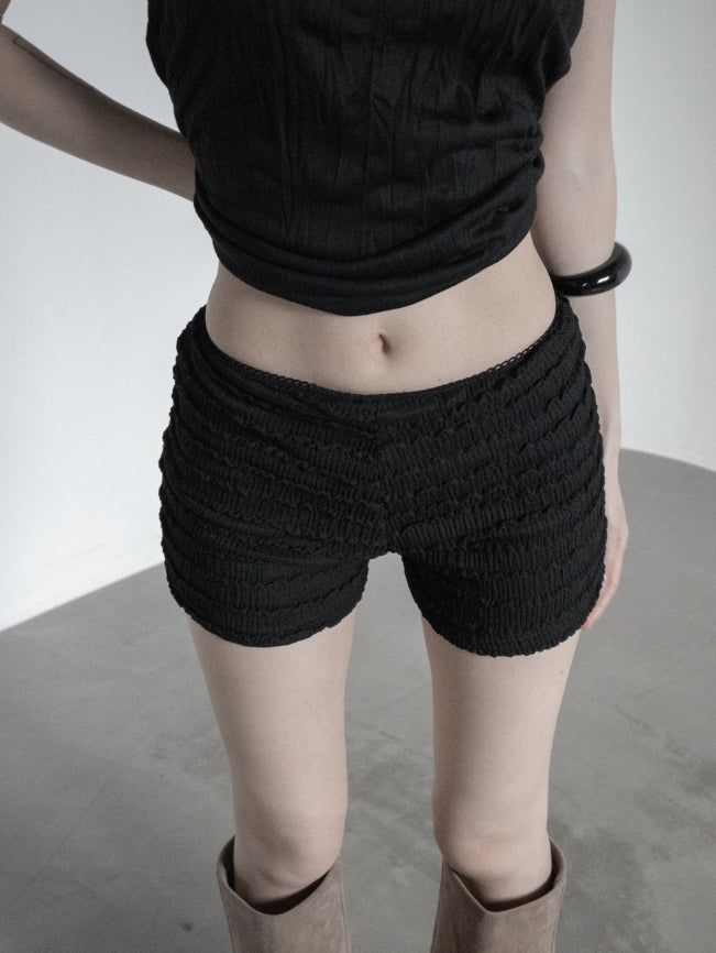 mnem（ムネム）の「Terre Frill Shorts（Pants）」