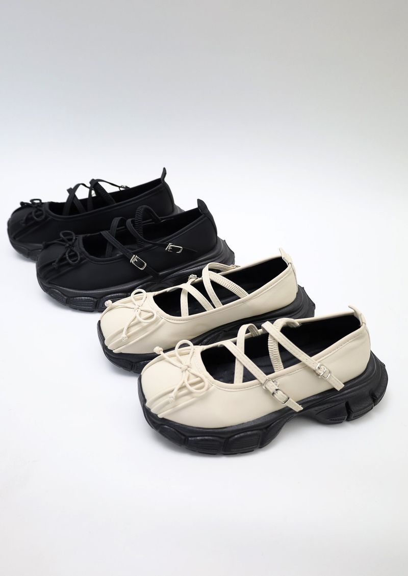 X-strap Mary Jane sneakers