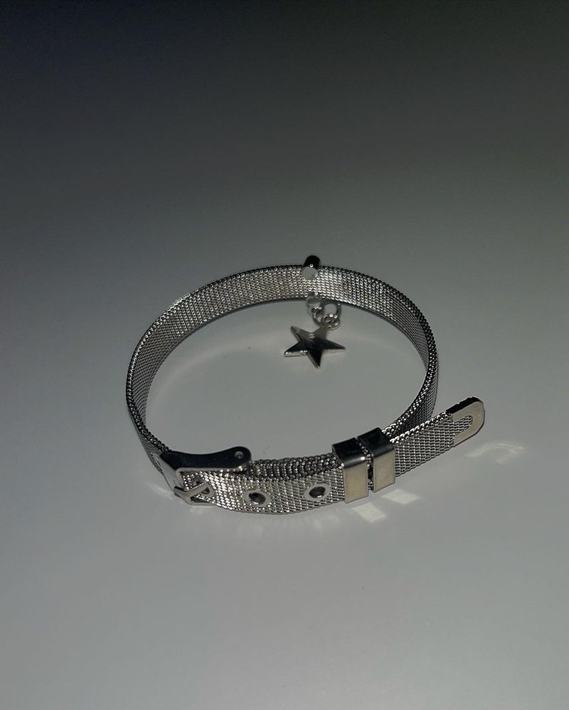 [aespa Giselle/Verivery Kangmin/Sevenus Heejae/YENA] Silver star belt bracelet