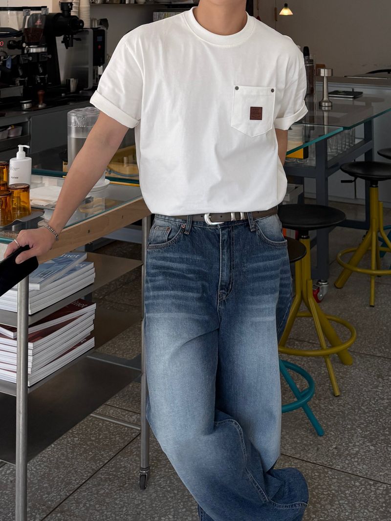 Burning patch walk short sleeve tee