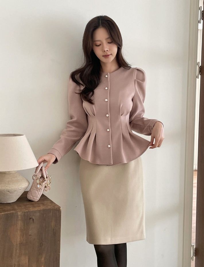 iam mari（アイアム マリ）の「Sophian Wool Peplum Pintuck Jacket Blouse（Tops）」