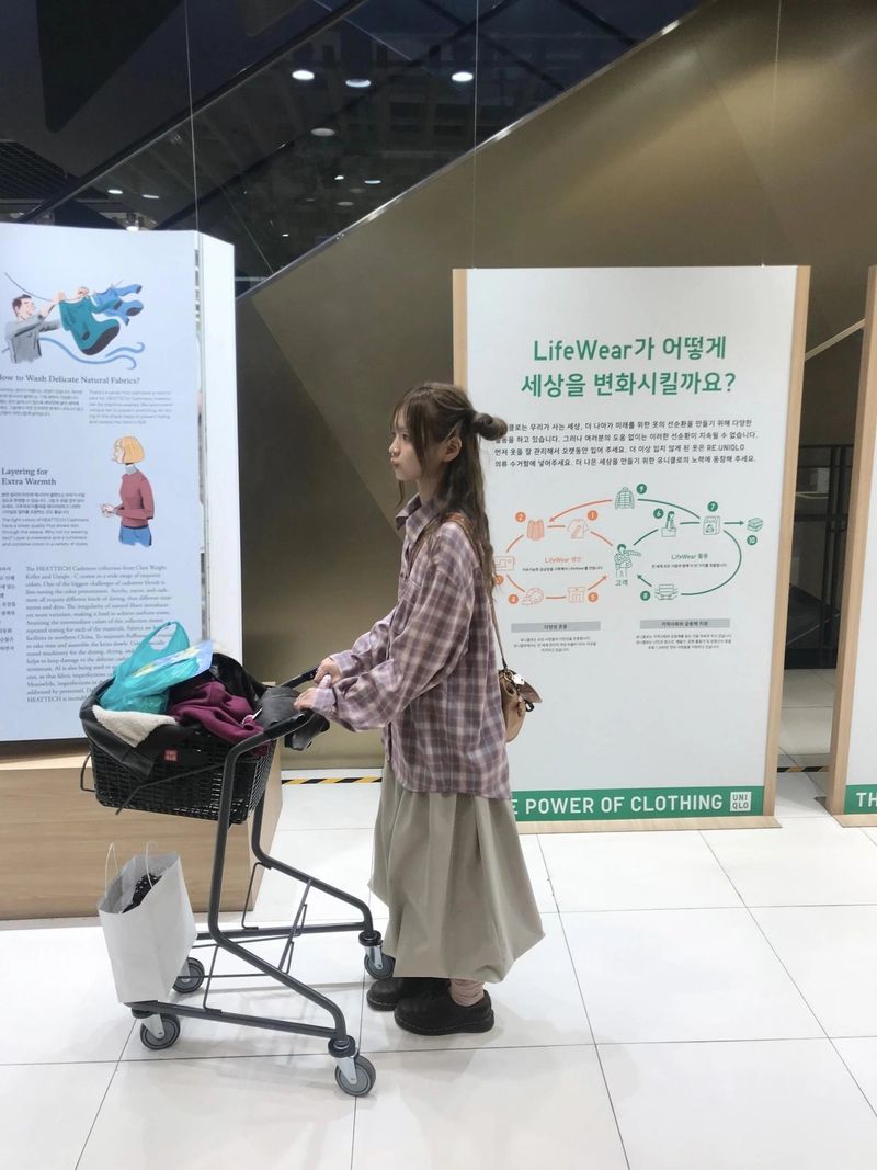 hina daily check shirts