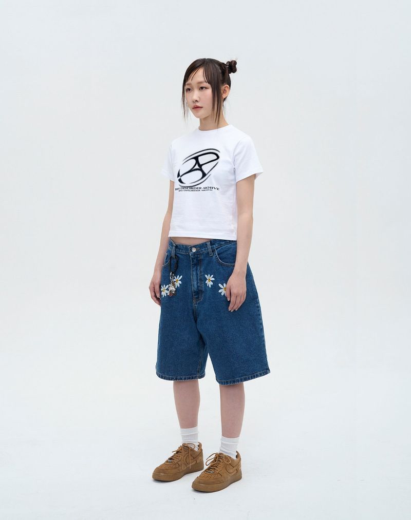 BIG GRAPHIC LOGO CROP TEE WHITE