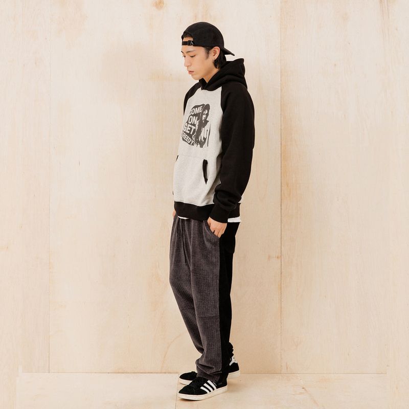 GREEDY RAGLAN HOODIE (BLACK GREY)