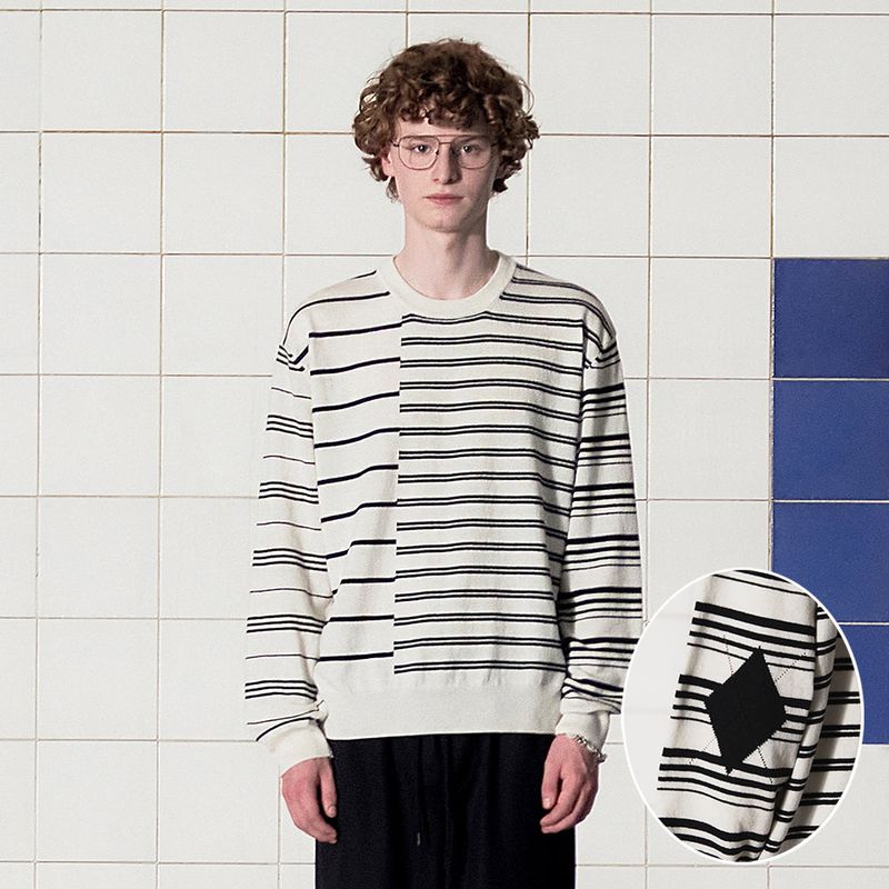 UNALLOYED(アナロイド)の「ARGYLE ELBOW STRIPE KNIT / IVORY(Tops)」