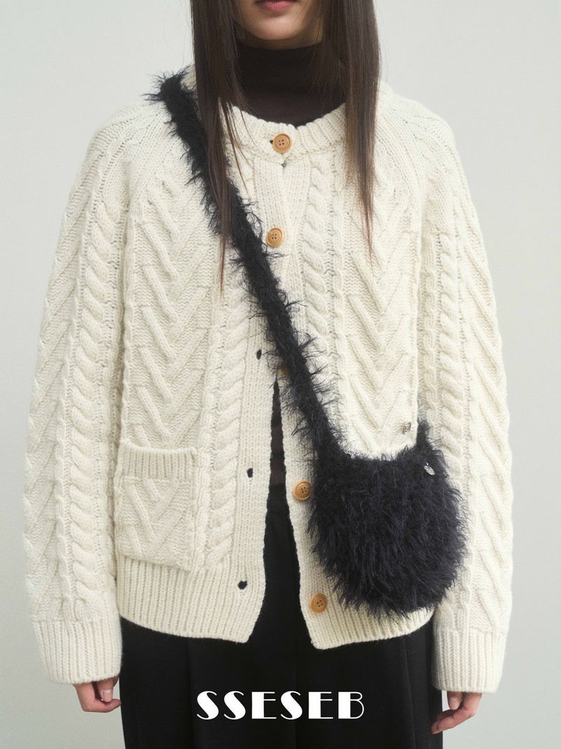 SSESEB(セセブ)の「Hairy Mini Bag - Black(Bags)」