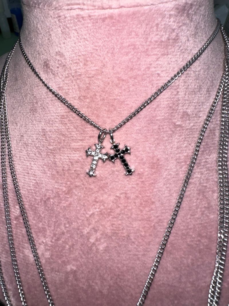 Double cubic sharp cross necklace
