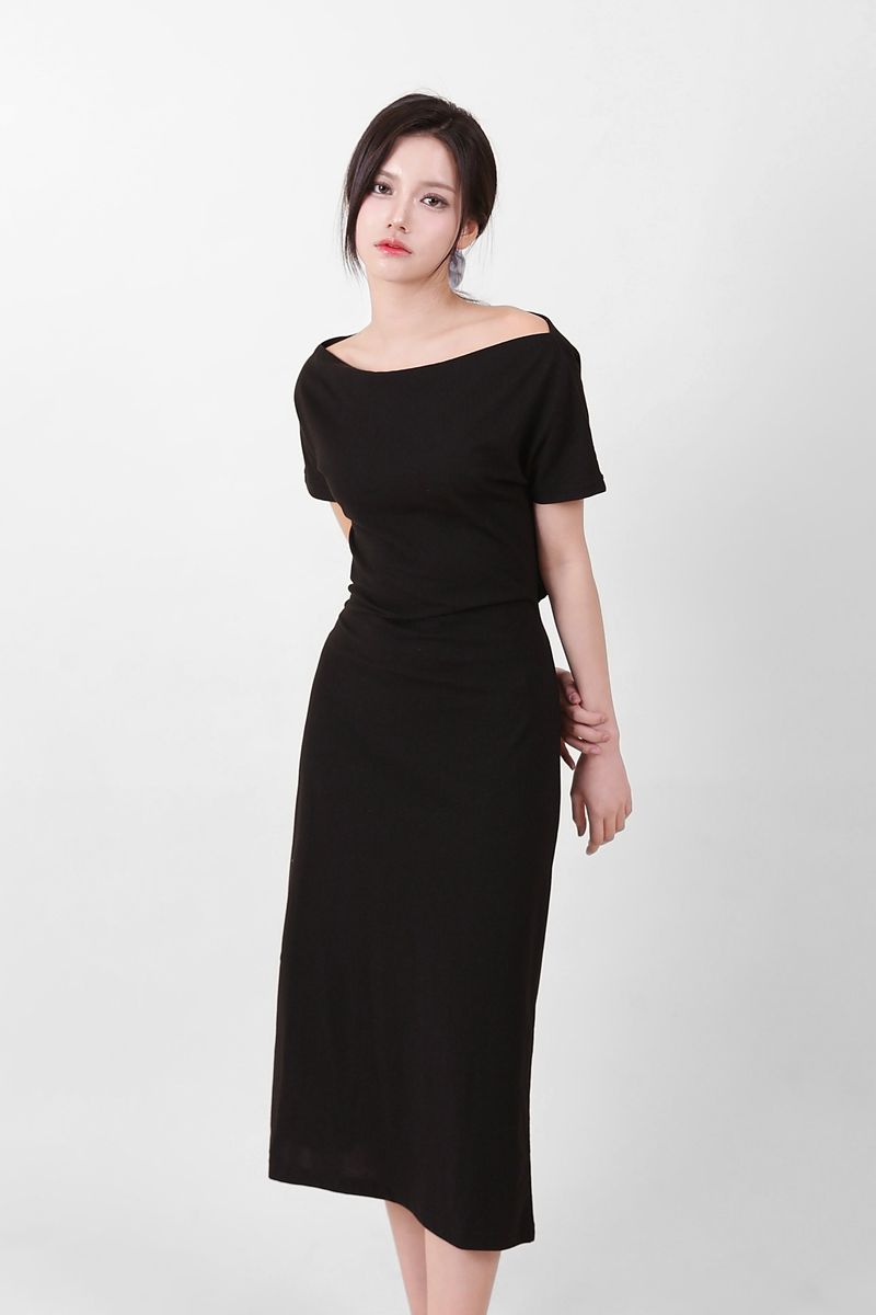 Off-Shoulder Slit Long Onepiece Black