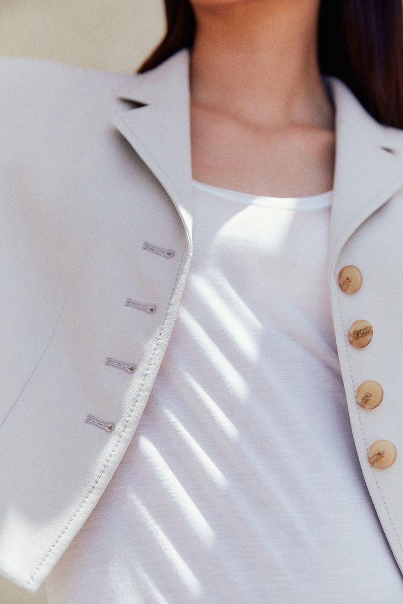 NO.23 JACKET - BEIGE