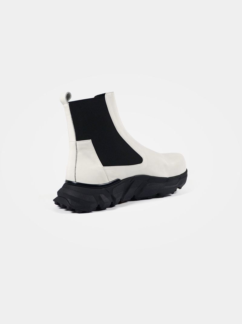 【MADE】UX, White
