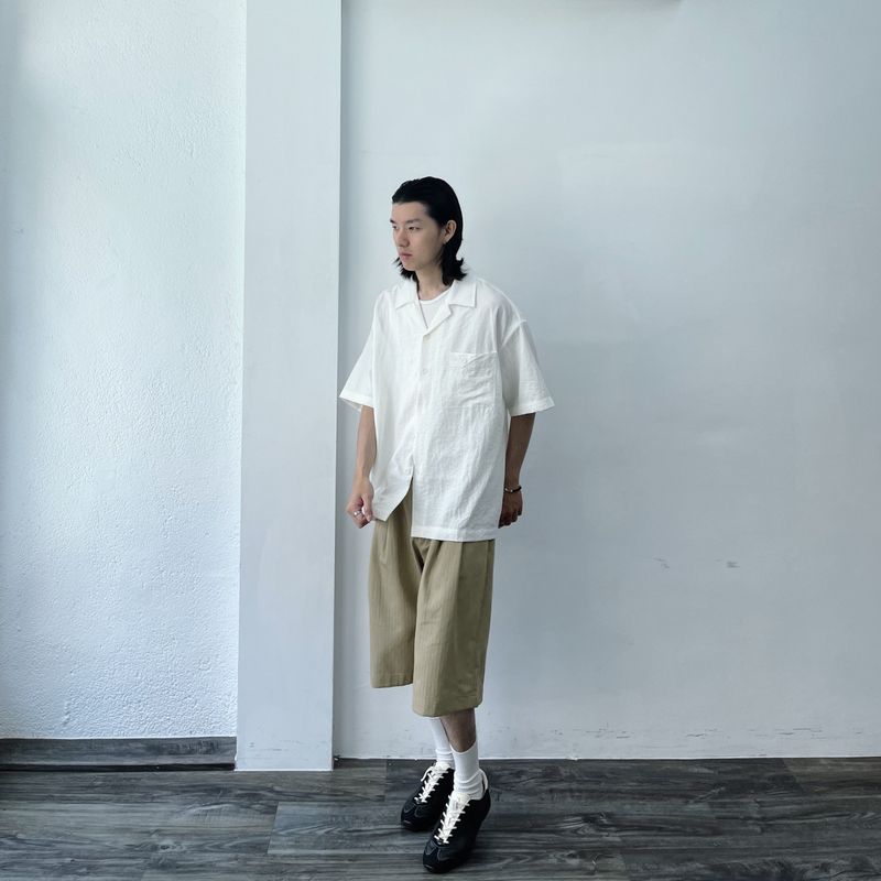 ポインテッドフラップワイドショートスリーブ