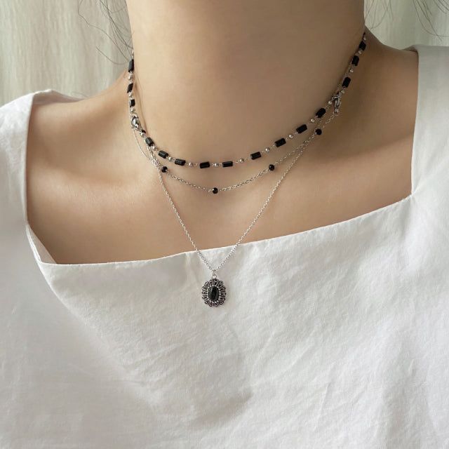 ub Mask Strap Two-Way Black Choker Necklace
