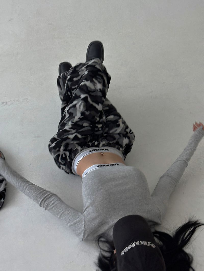 WINNER napping banding capri pants