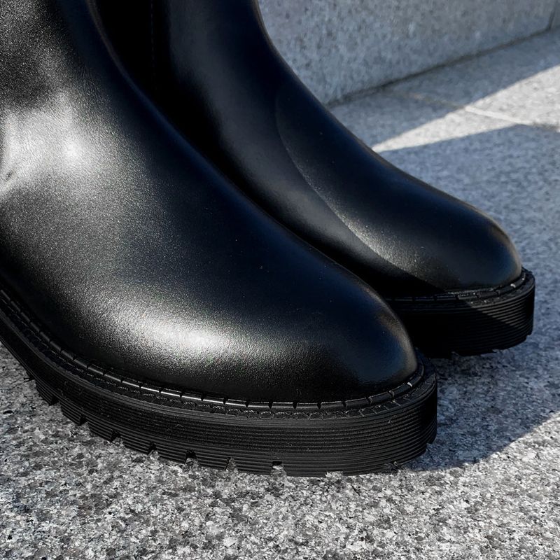 55 Chelsea Boots