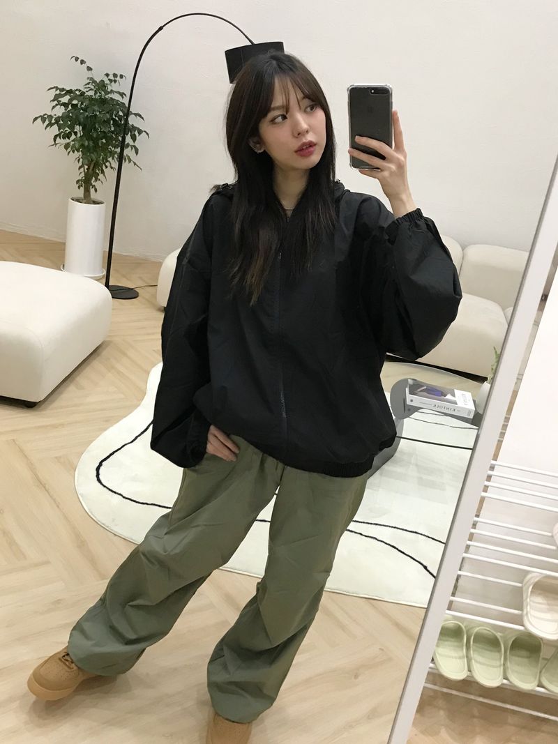 Dixie set up windbreaker