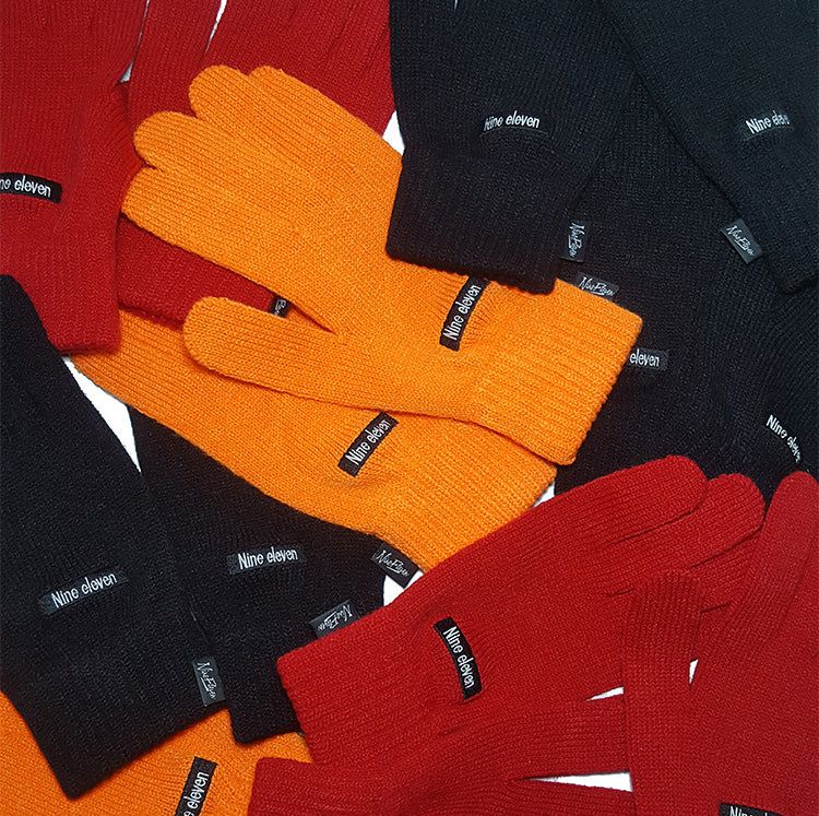 Basic knitted gloves