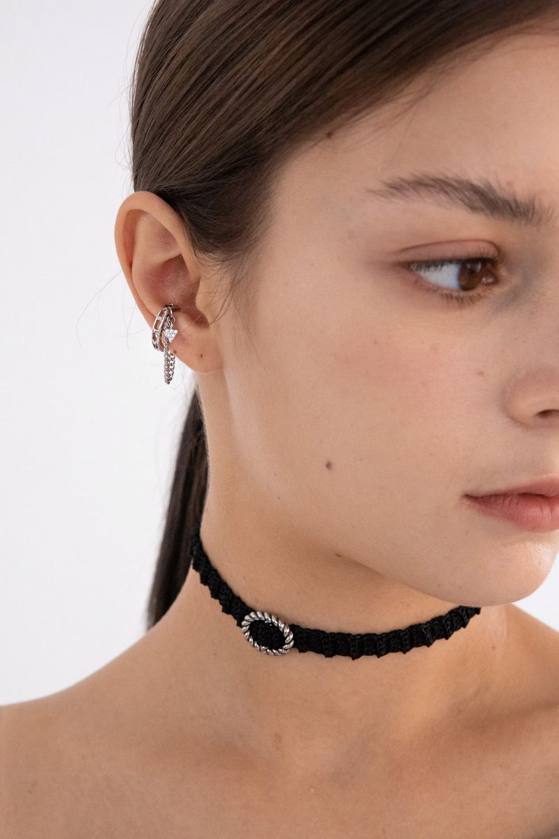 Drop chain layered earcuff