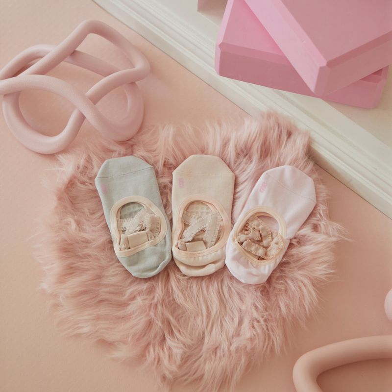 BALLET NON-SLIP SOCKS - 3 COLORS
