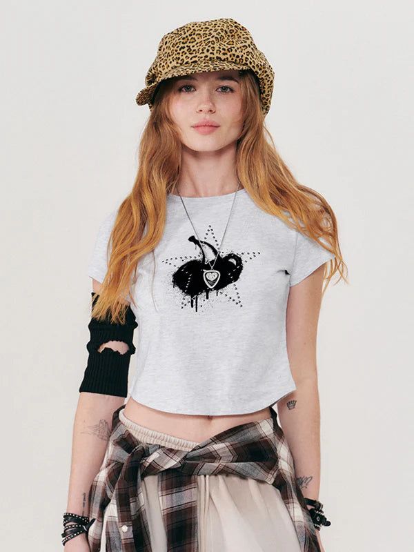 KIRSH（キルシー）の「MELTING CHERRY PRINTED CROP T-SHIRT - GRAY （Tops）」