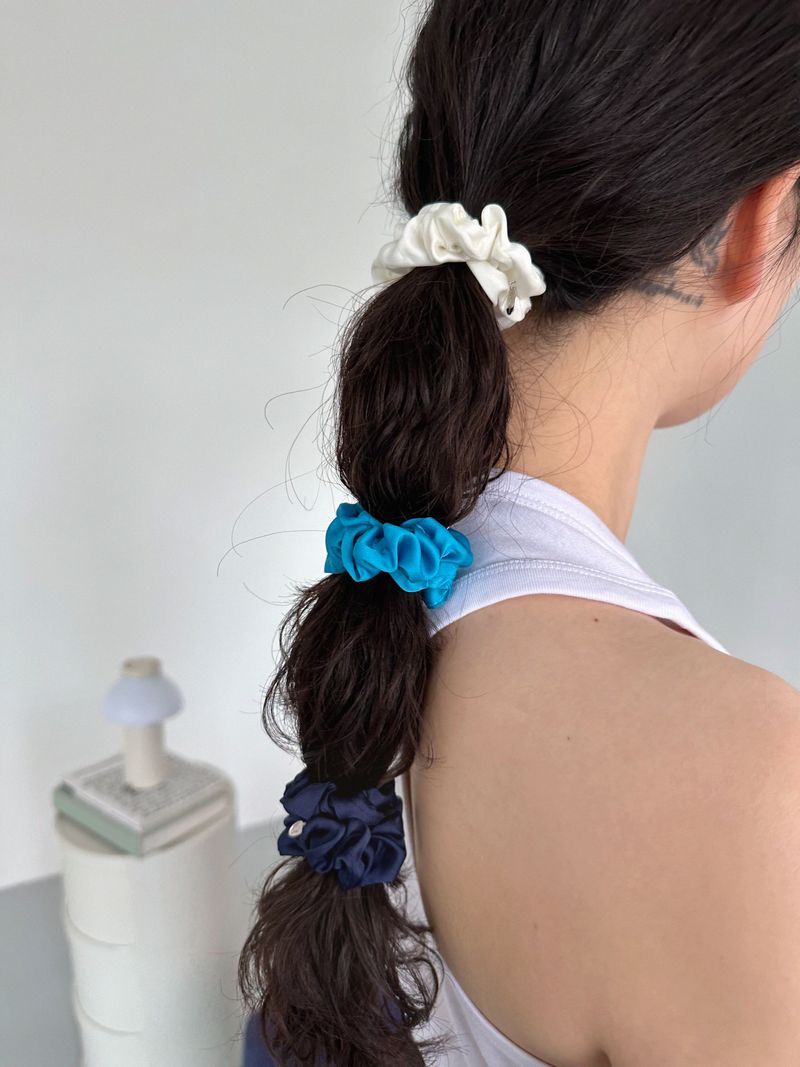 mini satin scrunchie - 4set
