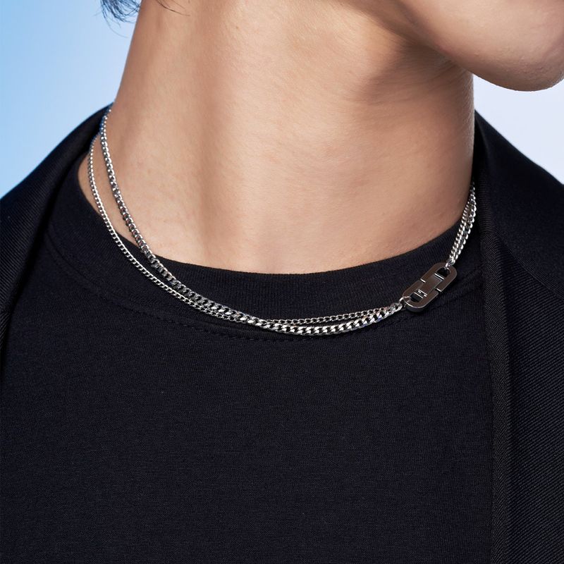 EDGE SLIM NECKLACE