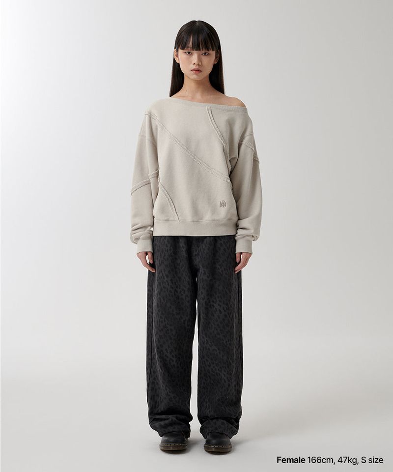 CUT OFF ONE SHOULDER SWEATSHIRT