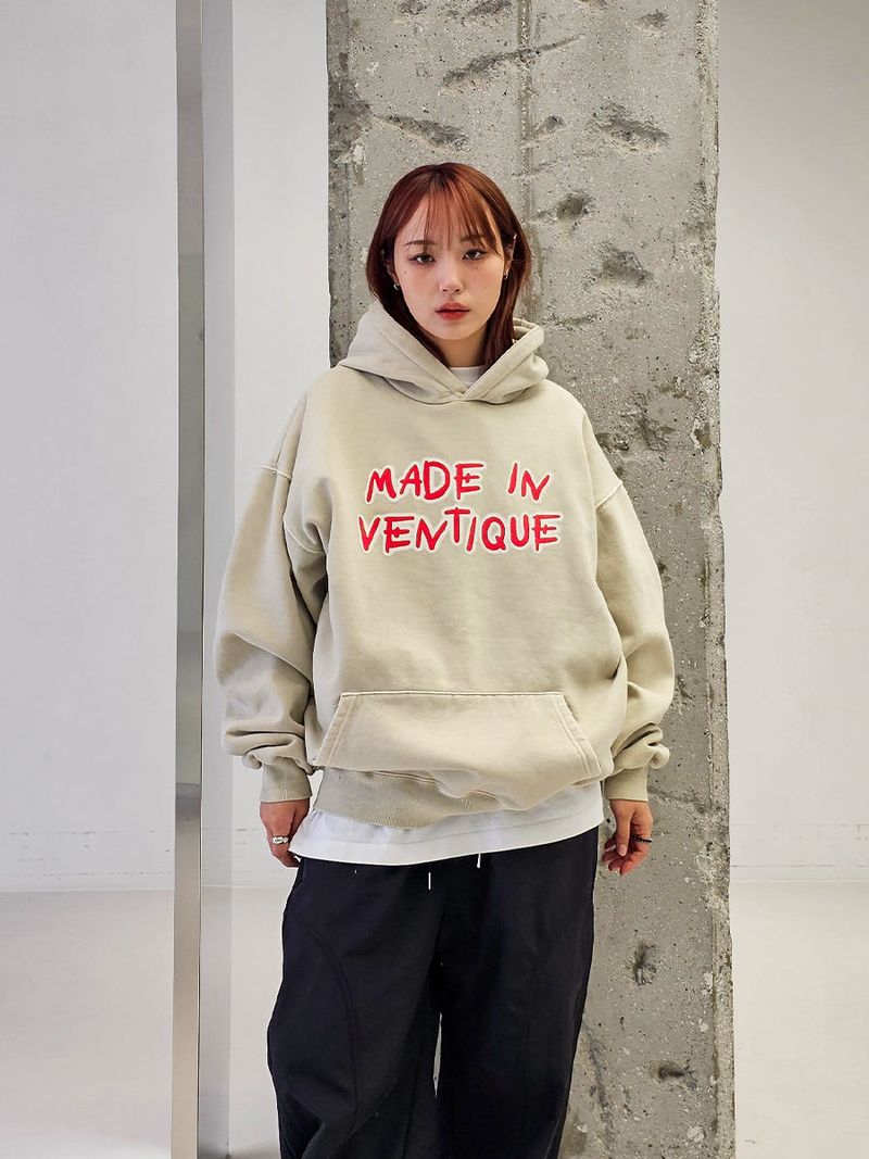 VENTIQUE（ベンティーク）の「VENTIQUE Pigmate fluff Hoodie 3color（Tops）」