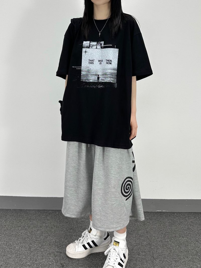 emoji sweat bermuda pants
