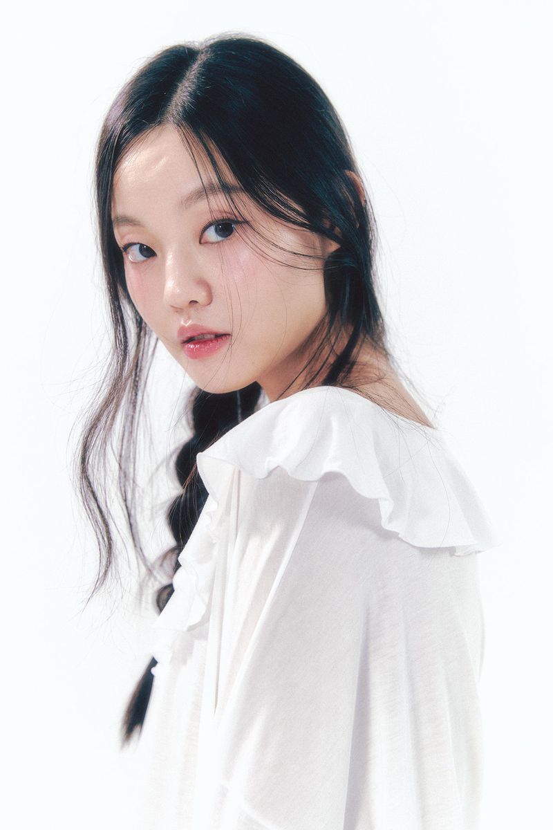 Rose Brooch Frill Long Sleeve White