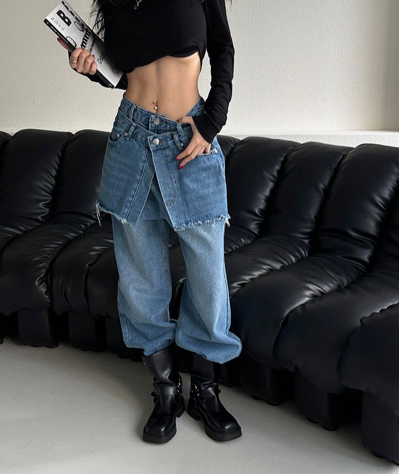 It's soft. A long-sleeved cropped shirt