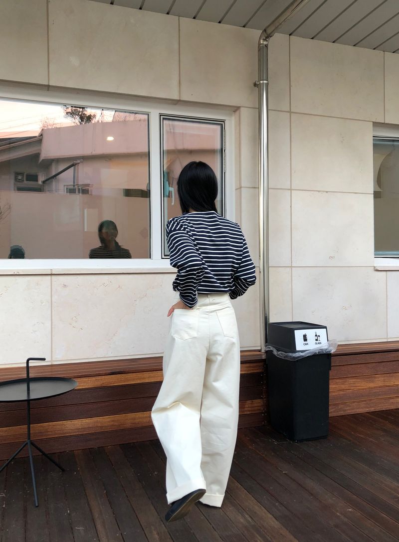 Feminine cotton wide pintuck pants 