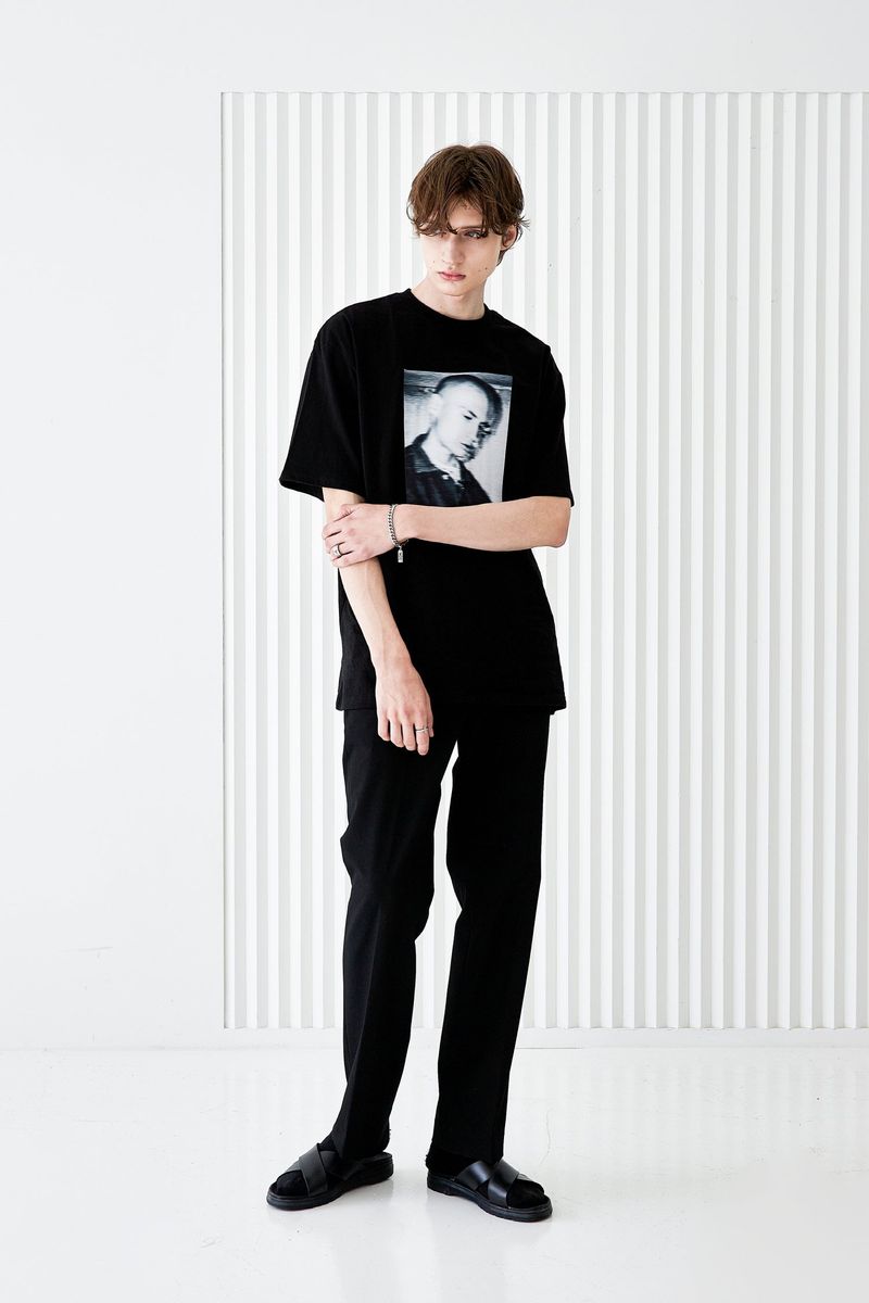 LOSTCHILDHOOD T-SHIRT BLACK