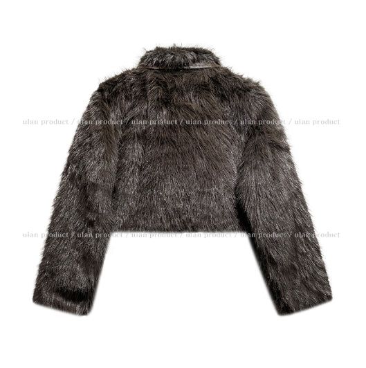 Twelve collar crop fur jacket