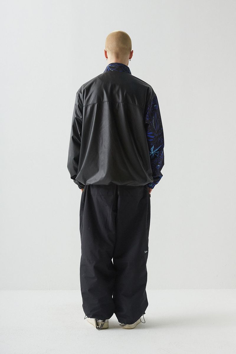 BSR2223FWJK062 J-BLUE FLOWER JACKET BLACK