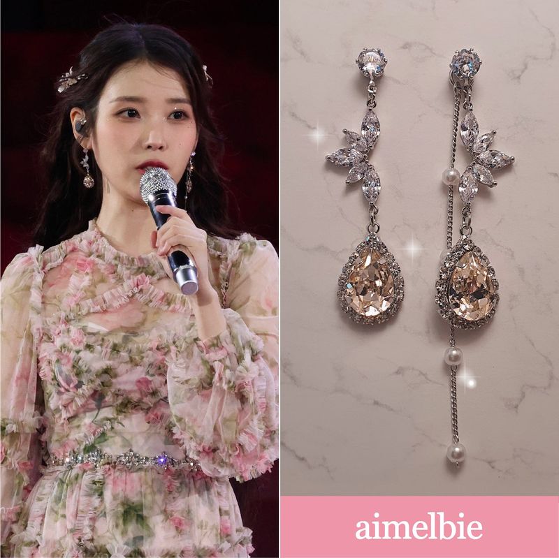 aimelbie（アイメルビー）の「ヘブンリークリスタルイヤリング（アクセサリー）」