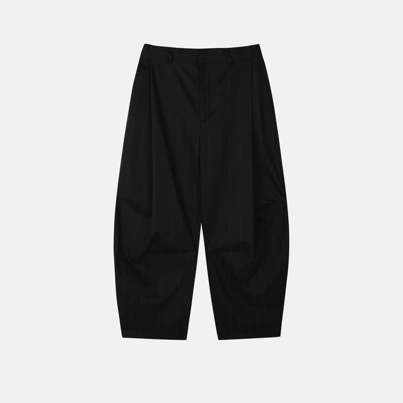Ranne stripe pintuck curved pants