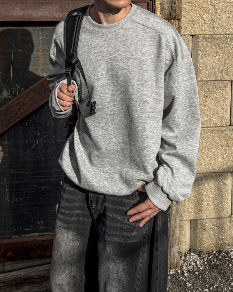 Bael plain cut overfit sweatshirt
