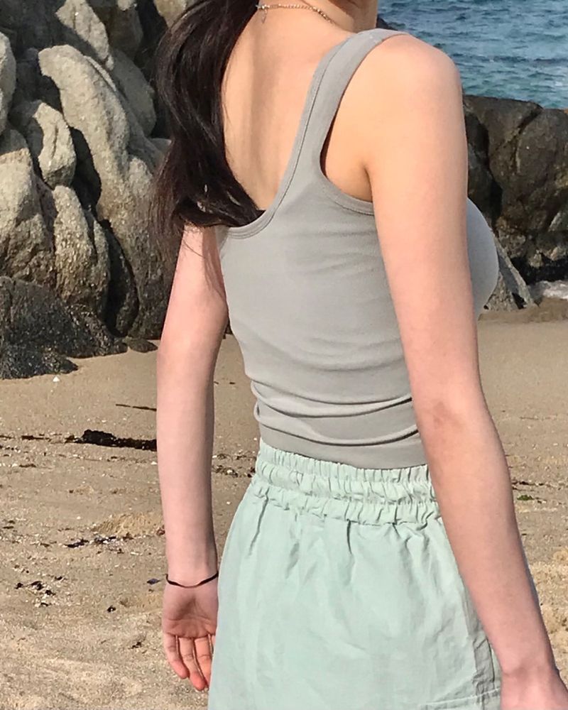 Mattie sleeveless