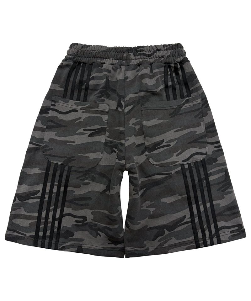One-tuck Bermuda Pants Camo