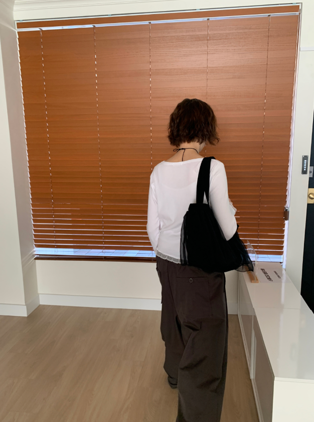 ドモンフリルレーストートバッグ