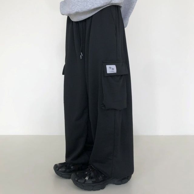 COIRIS（コイリス）の「ラルジオカーゴワイドスウェットパンツ (3COLOR)（パンツ）」