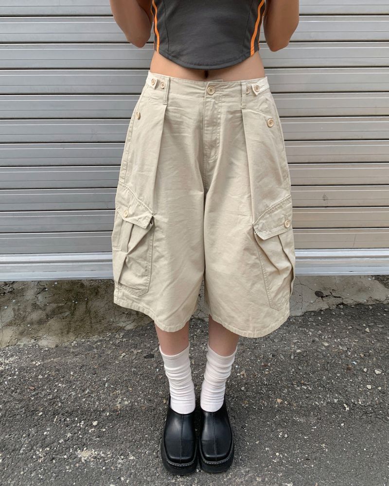 Snap big cargo bermuda pants