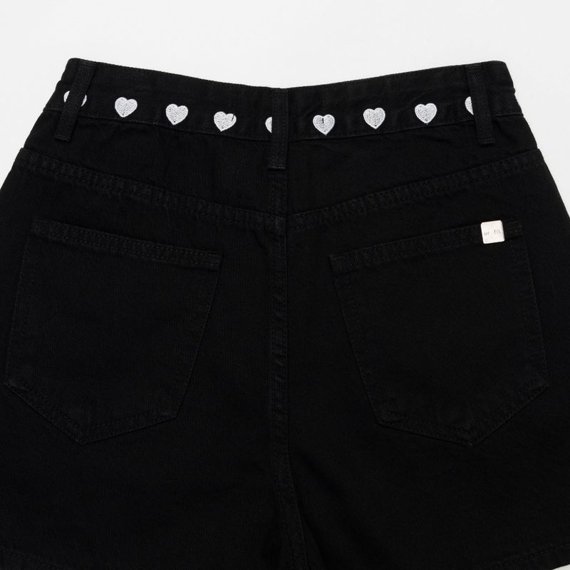 HEART EMBROIDERED BLACK DENIM SHORTS code 18206
