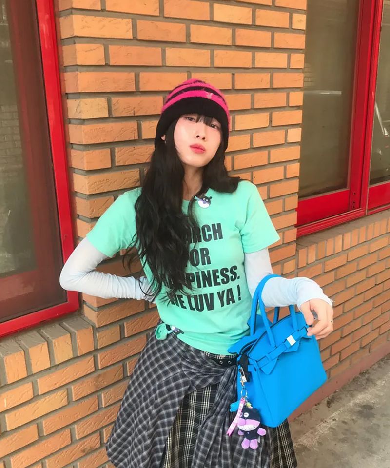 (w)WE NEED LUV CROP TEE (5 COLORS)
