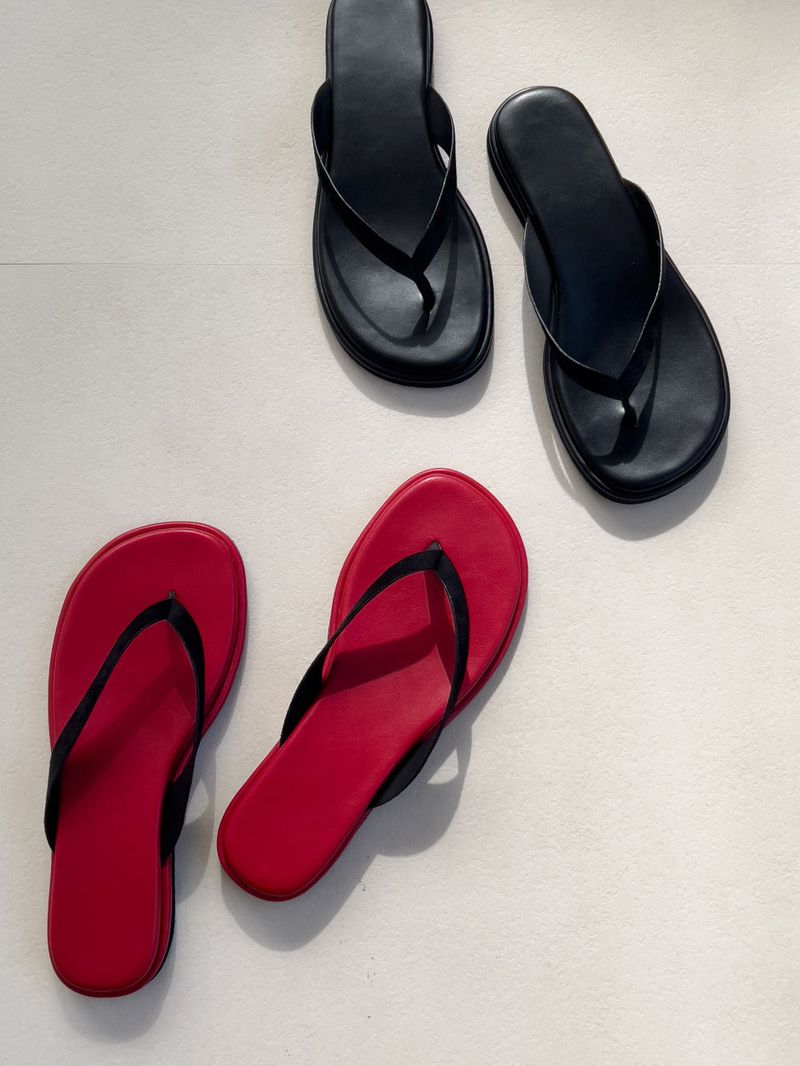 Low platform flip-flops