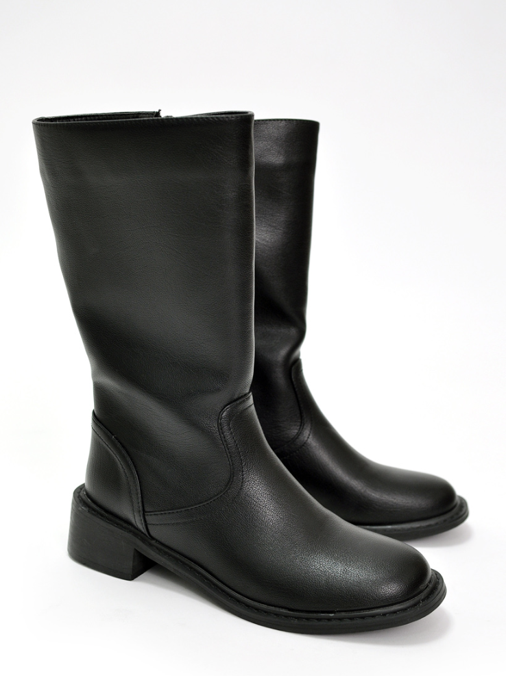Private boots