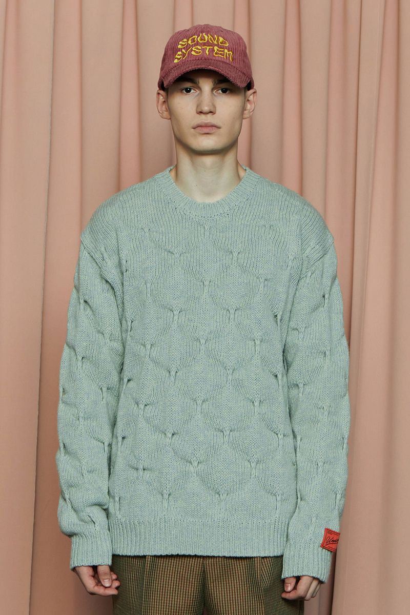 UNALLOYED（アナロイド）の「EMBOSSING CLOVER KNIT / MINT（Tops）」